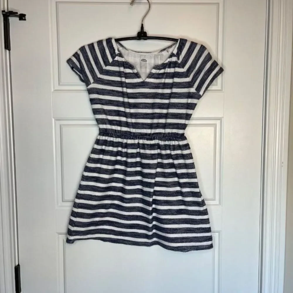 Old Navy 100% Cotton Blue‎ and White Striped Short Sleeve Sundress Girl's Sz 6-7